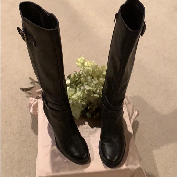 Naturalizer 'Tricia' Tall Boot - Picture 5 of 11